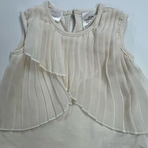 Cream Sleeveless Pleated Top Kardashian kids size 6 months